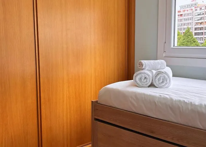 Pilar 8 Urban By Vigovacaciones * Vigo